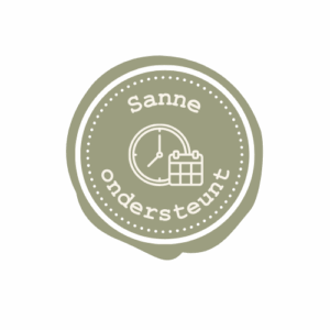 Rond logo van Sanne Ondersteunt met symbolen voor nauwkeurig werken, op tijd leveren en professionele planning voor projecten.